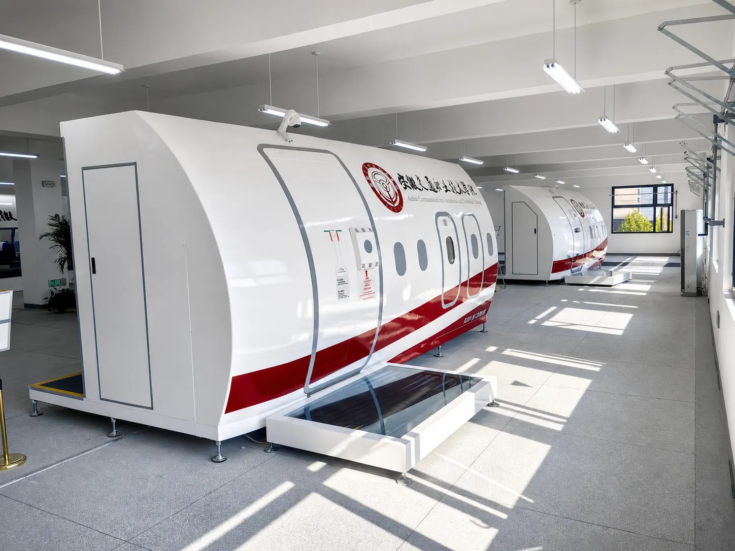 B737-800 Cabin Training Simulator