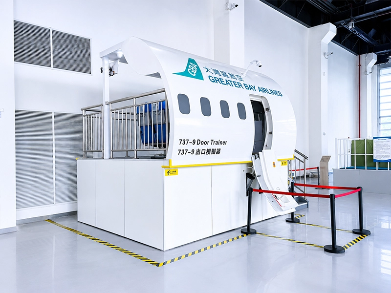 B737‑9 Door Trainers